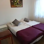 Gorskie Zacisze Gæstehus Borowice
