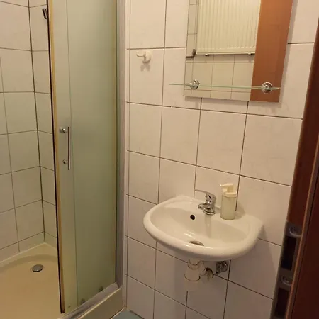 Gorskie Zacisze Gæstehus Borowice