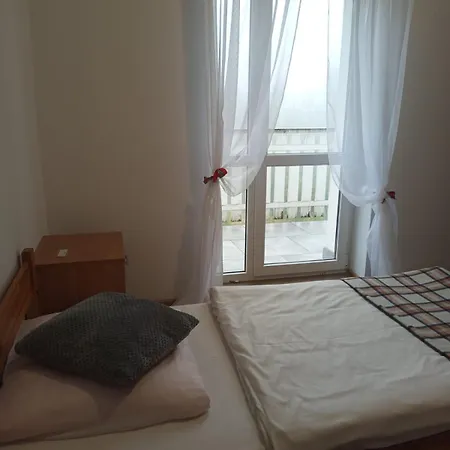 Gorskie Zacisze Gæstehus Borowice